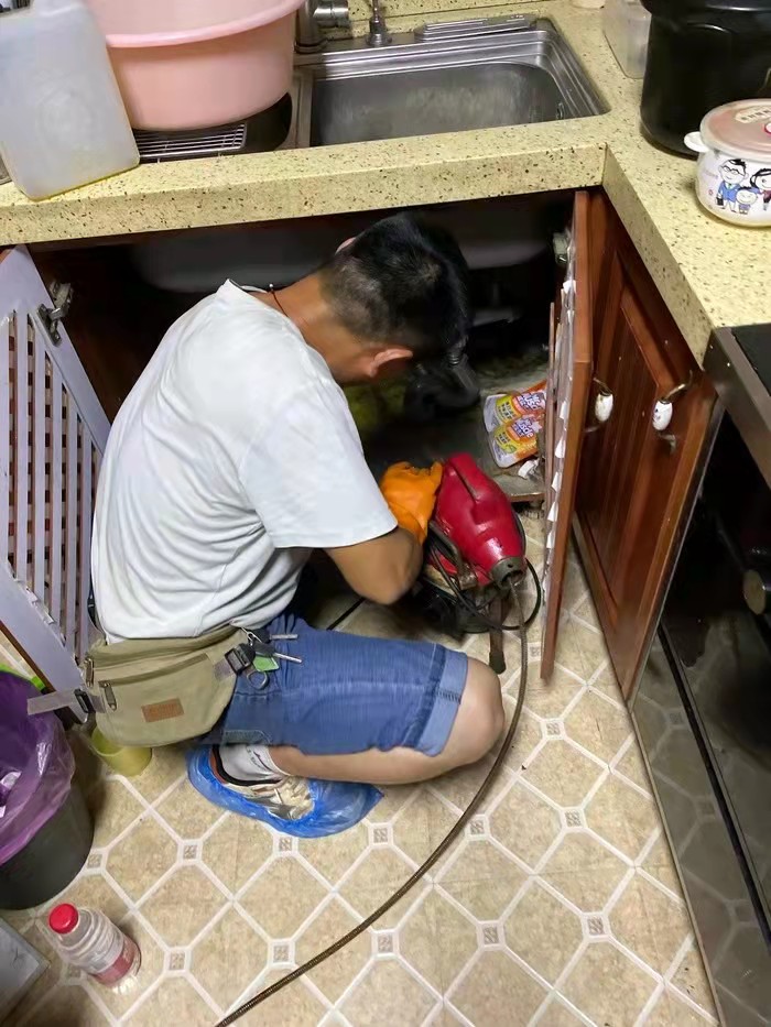 人民路街道通下水道