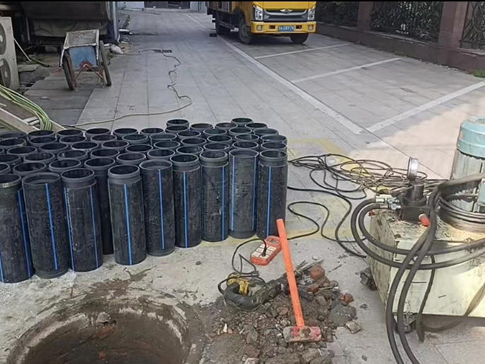 人民路街道PE置换管厂家 DN315置换管 非开挖管短管置换